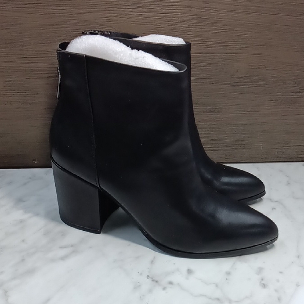 Aqua Women's Dante Leather Almond Toe Ankle Fashion Boots Black Size 7 NEW